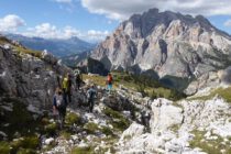 Abstieg vom Col Boccia, Conturines gegenüber